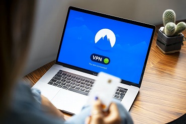 パソコンでVPNを接続する